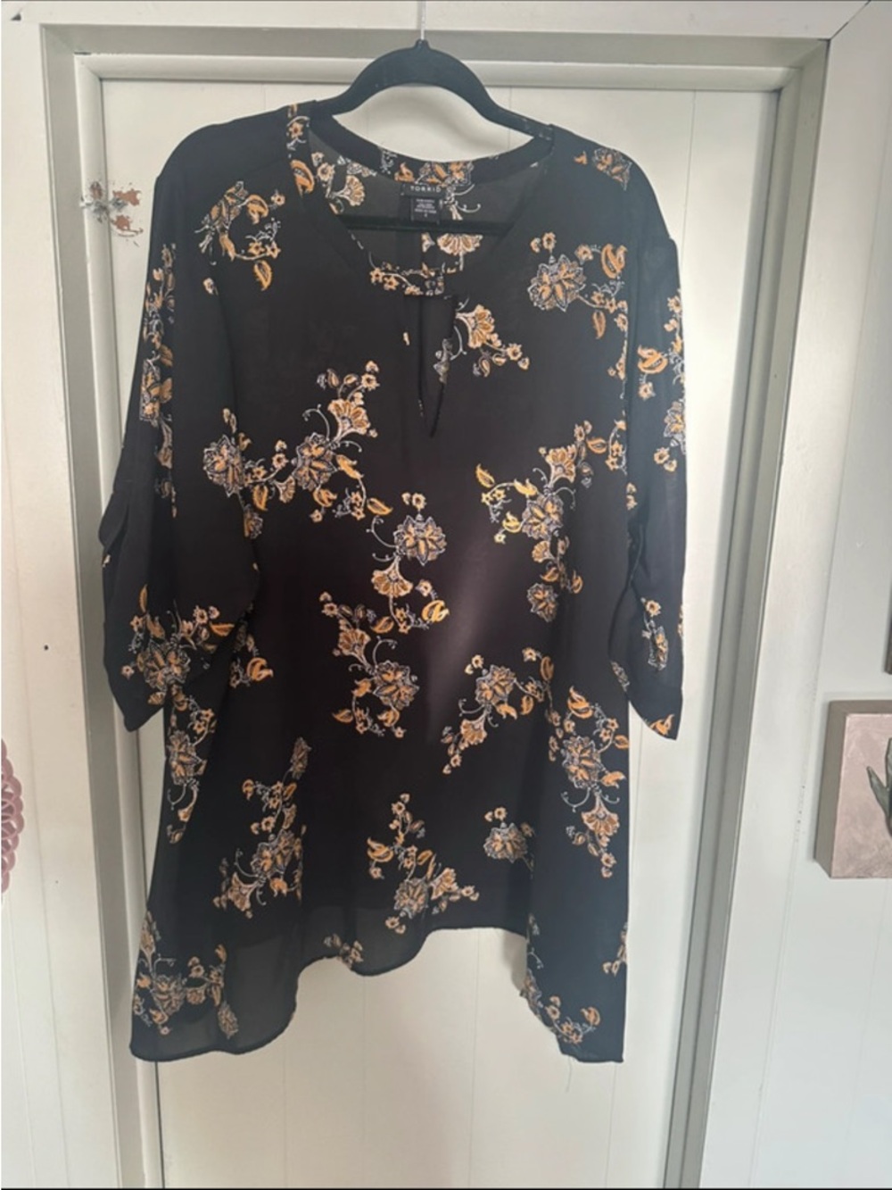 torrid Black Floral Tie-Neck Tunic with Yellow Accents
